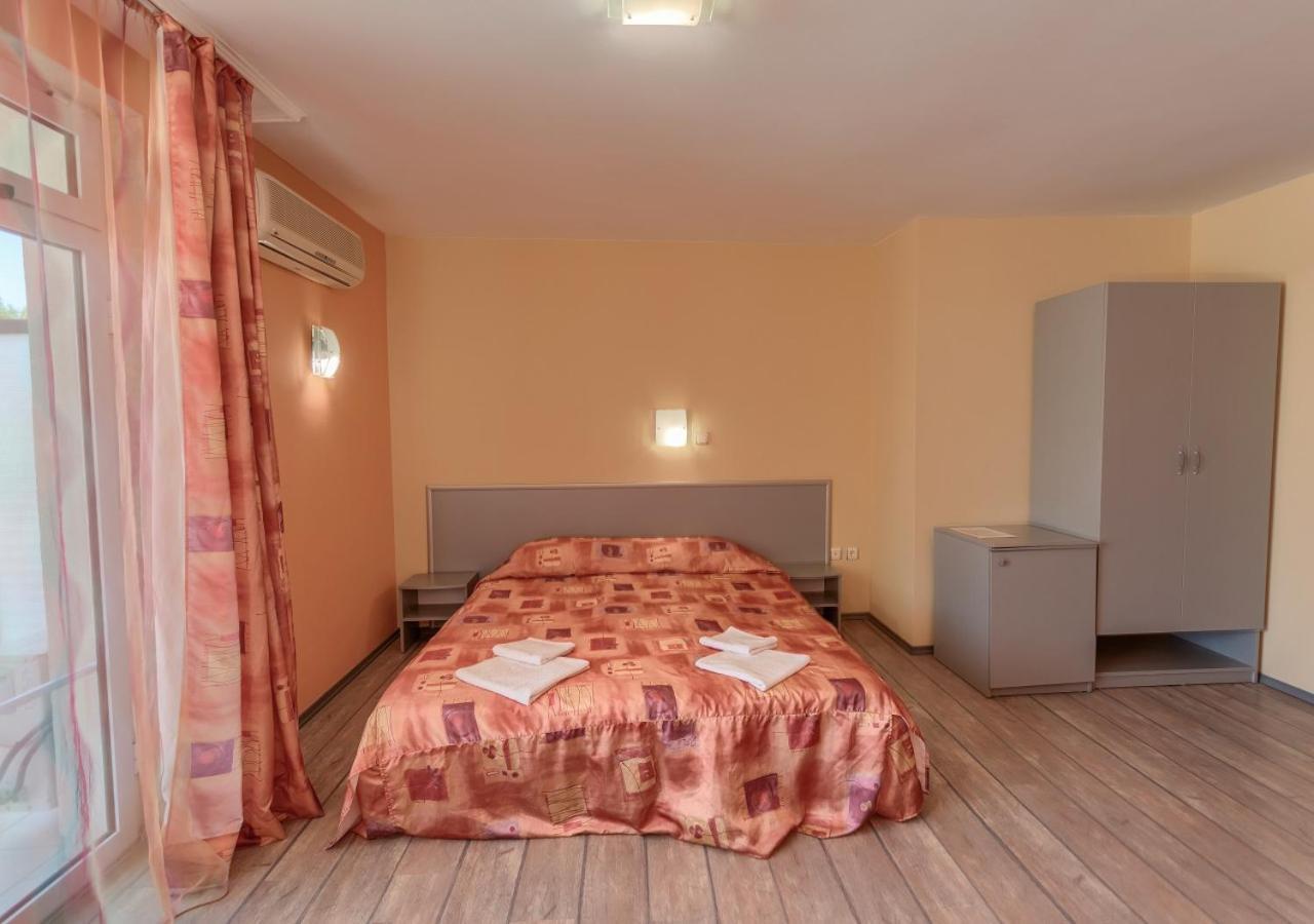 Hotel Fantastiko Ravda Exteriér fotografie