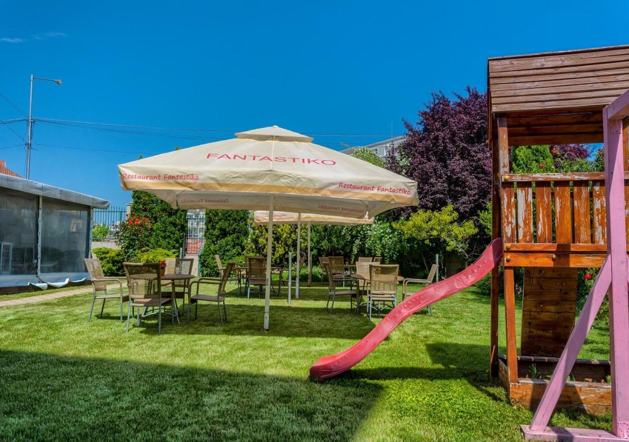Hotel Fantastiko Ravda Exteriér fotografie
