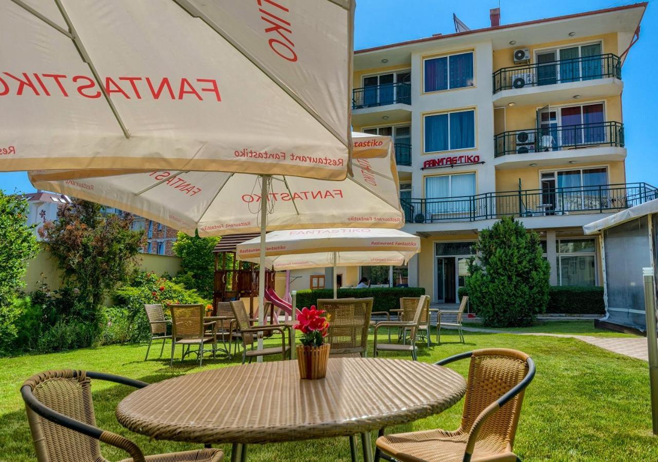 Hotel Fantastiko Ravda Exteriér fotografie
