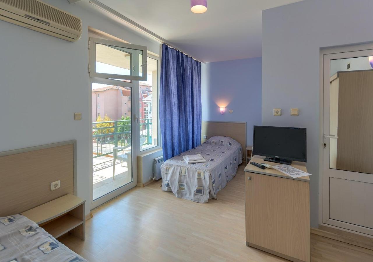 Hotel Fantastiko Ravda Exteriér fotografie